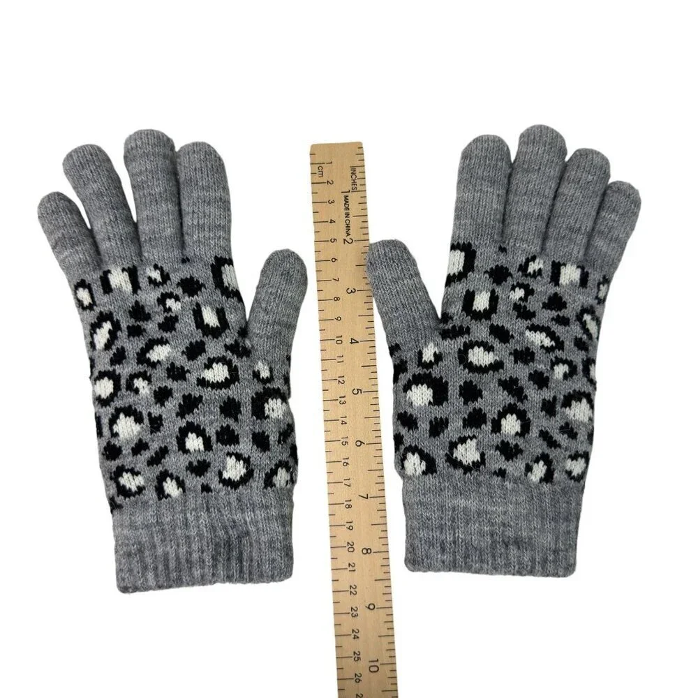Women’s Gray Leopard Print Knit Winter Gloves Fleece Lined